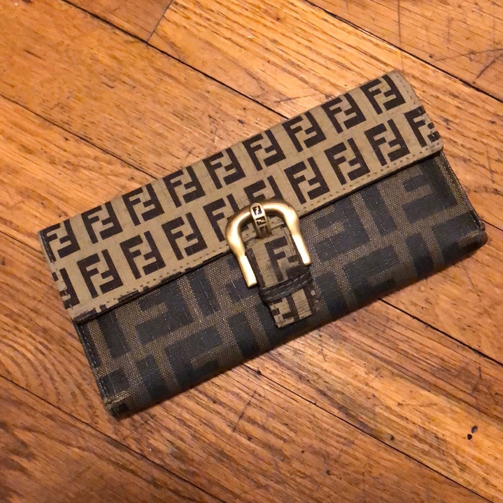 Fendi Wallet Vintage